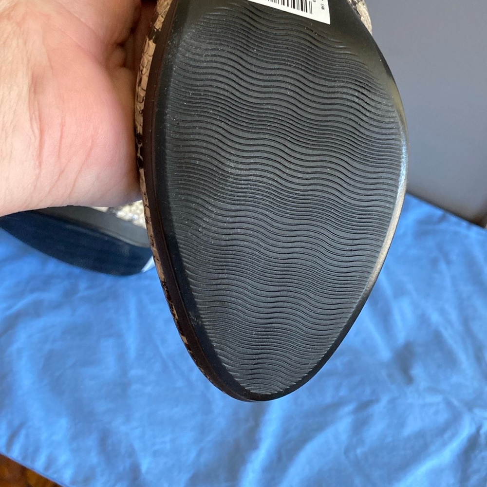 Clarks Snakeskin Patterned Heels in Black and Cream - Picture 7 of 12